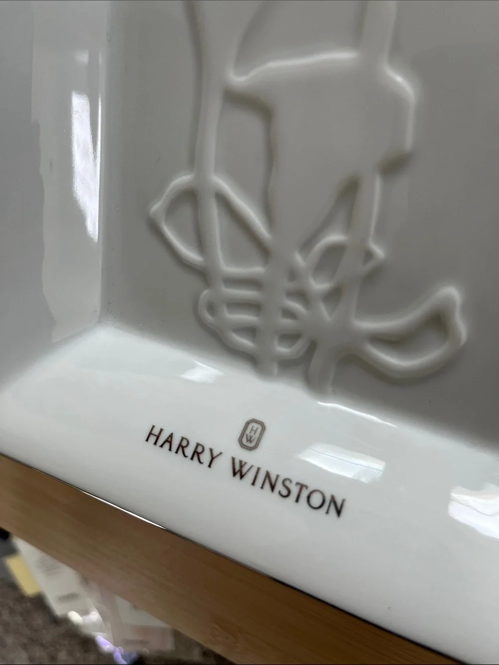 Harry Winston floral White Ceramic Tray and silk storage pouch